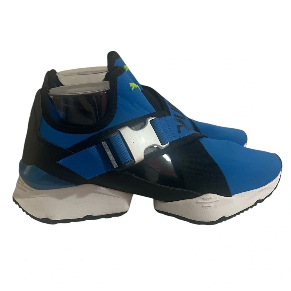 Puma Women's Blue and Black Sneakers 8.5